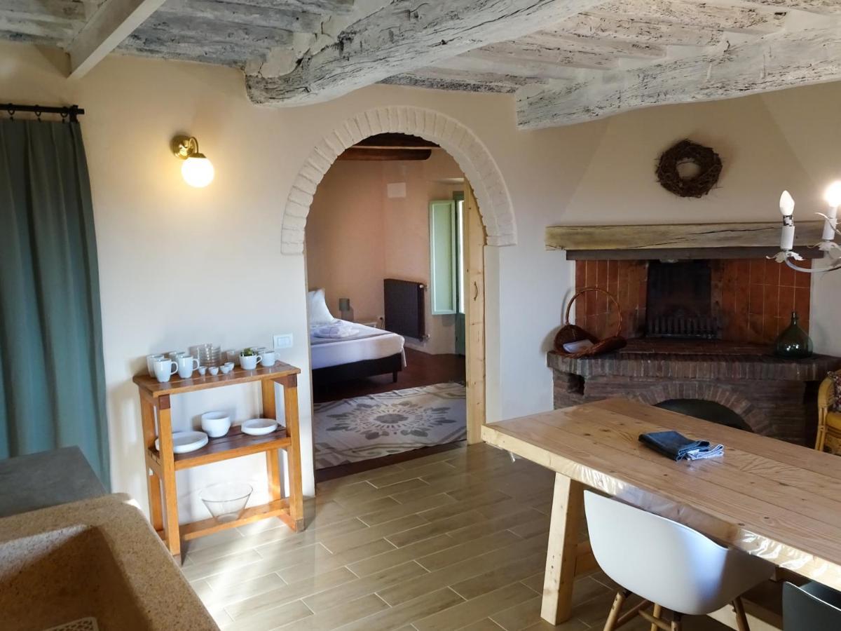 Agriturismo Anna-Rosa Legoli Eksteriør bilde